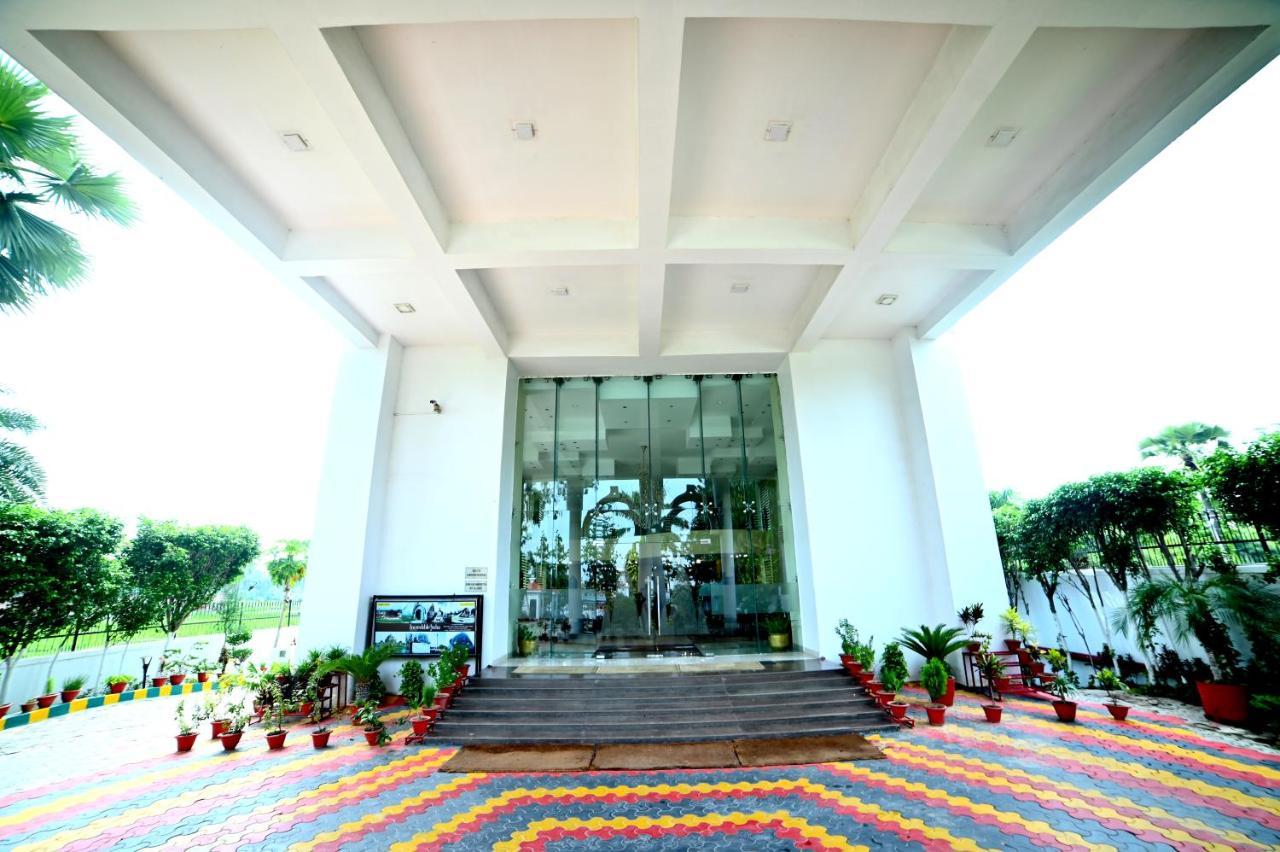 Hotel The Imperial Bodhgaya Exterior foto